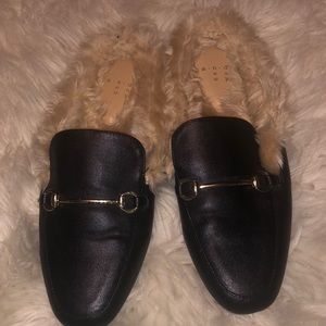 NWOT A new day slides